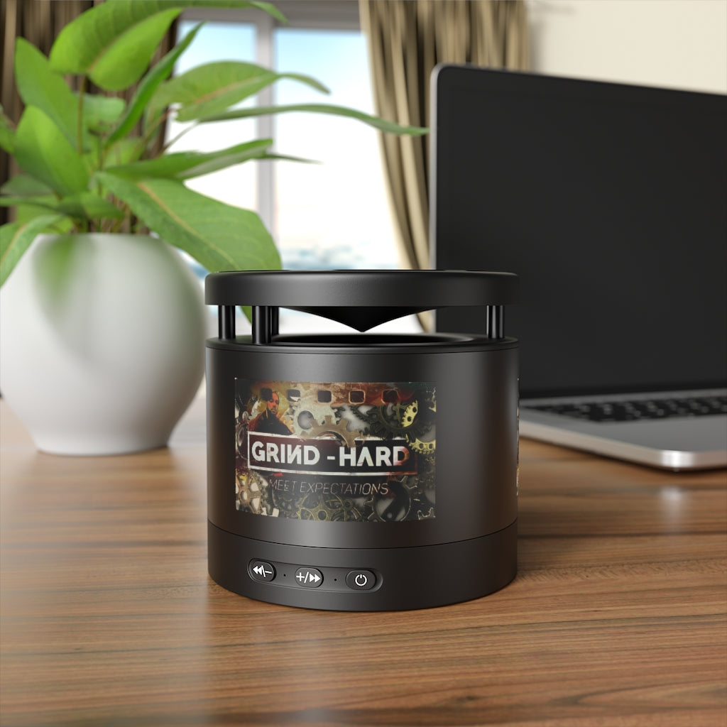 GHME Metal Bluetooth Speaker and Wireless Charging Pad